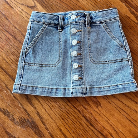 Cat & Jack Other - ❤️5 For $20❤️ Cat & Jack Girls Jean Skirt

Size XS (4-5)